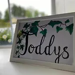 Toddys & Stables *