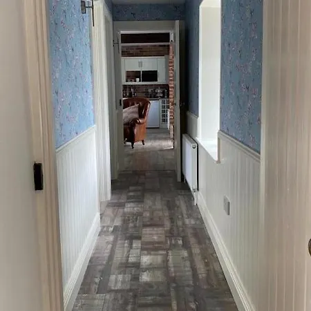 Toddys & Stables * Каван