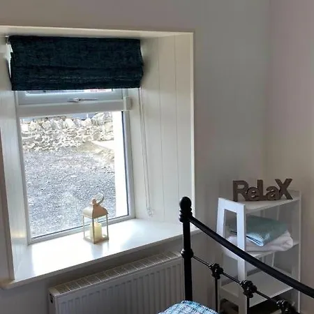 Toddys & Stables קאבן