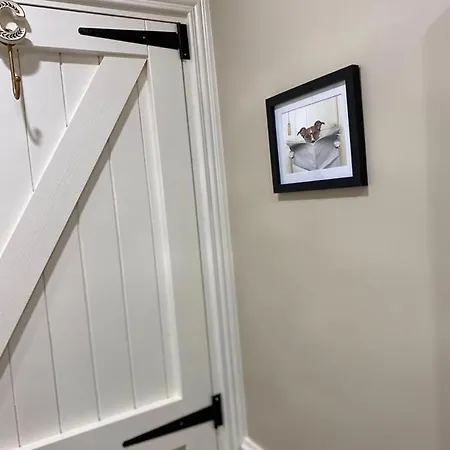 Toddys & Stables * קאבן