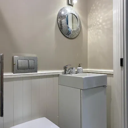 בית נופש Toddys & Stables *