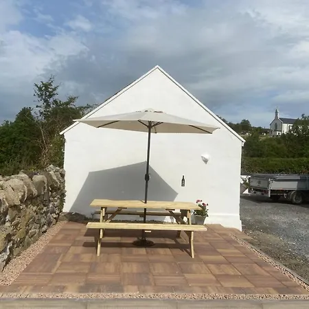 Toddys & Stables קאבן