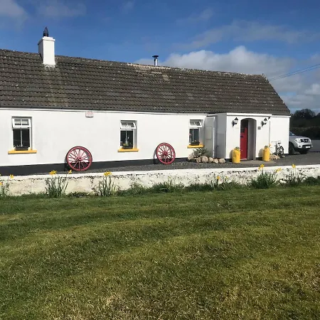 Toddys & Stables Holiday home *