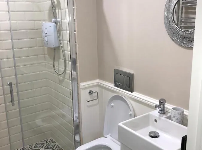 Toddys & Stables * Cavan